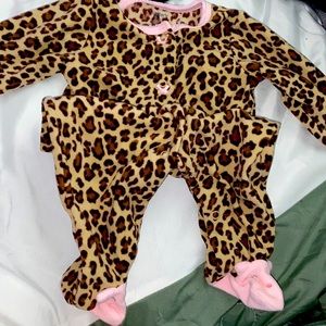 Size: 3 Months Brand: Carter’s